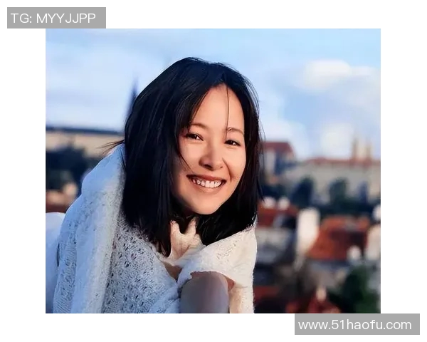 刘冠岑的艺术之路：从初学者到备受瞩目的创作先锋